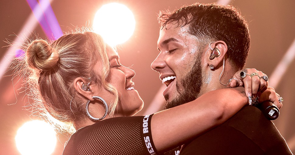 Anuel AA anuncia que se casará este 2020 con Karol G