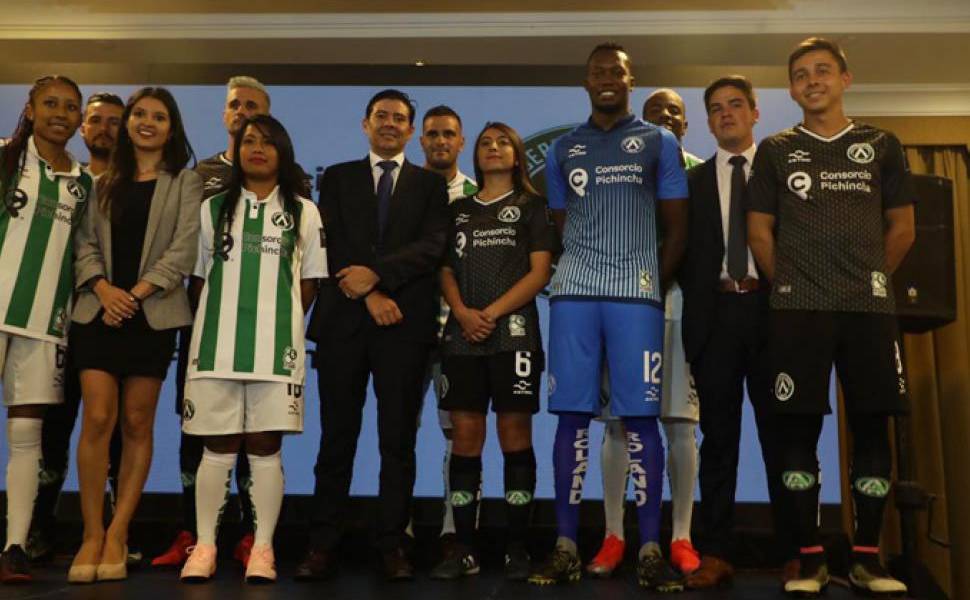 D. Cuenca es suspendido por la FEF y le da los 3 puntos a América de Quito