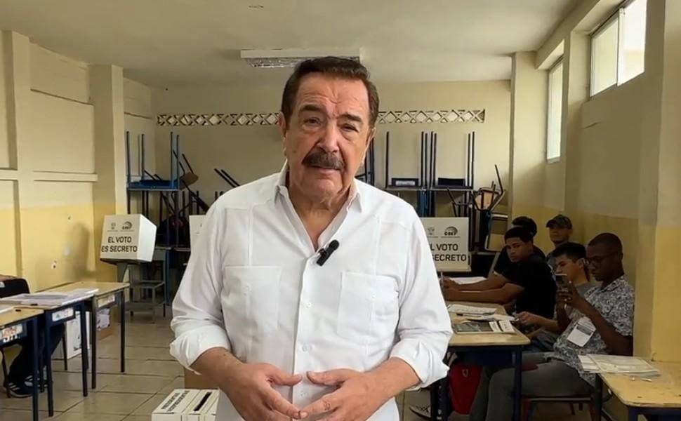 Jaime Nebot arremetió contra la consulta popular durante una convención provincial del PSC