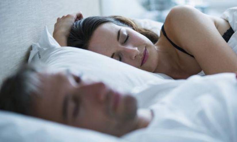 Las parejas deben dormir a horas similares.