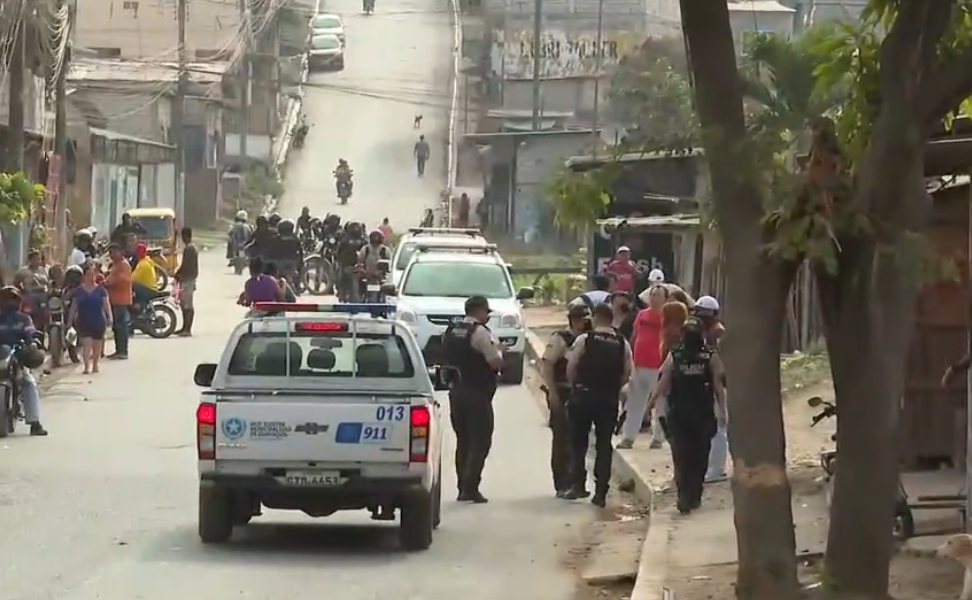 Dos personas fueron asesinadas en una balacera en Flor de Bastión, noroeste de Guayaquil