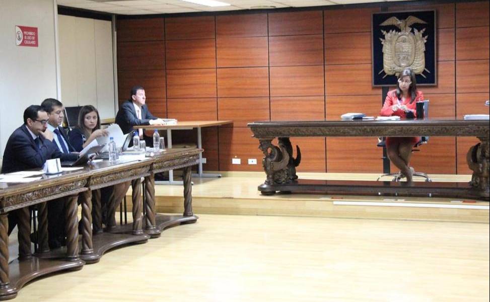 Jueza dicta prisión preventiva y pide alerta roja para Fernando Alvarado