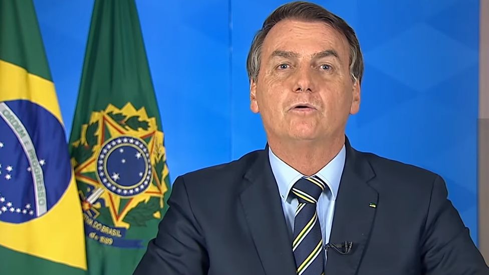 Bolsonaro apoya el uso de armas durante la pandemia en Brasil