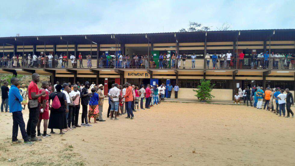 Gabón corta el acceso a internet e impone toque de queda luego de celebrar las elecciones