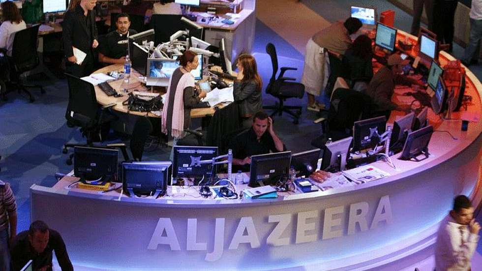 Al Jazeera exige a Egipto liberar a sus periodistas