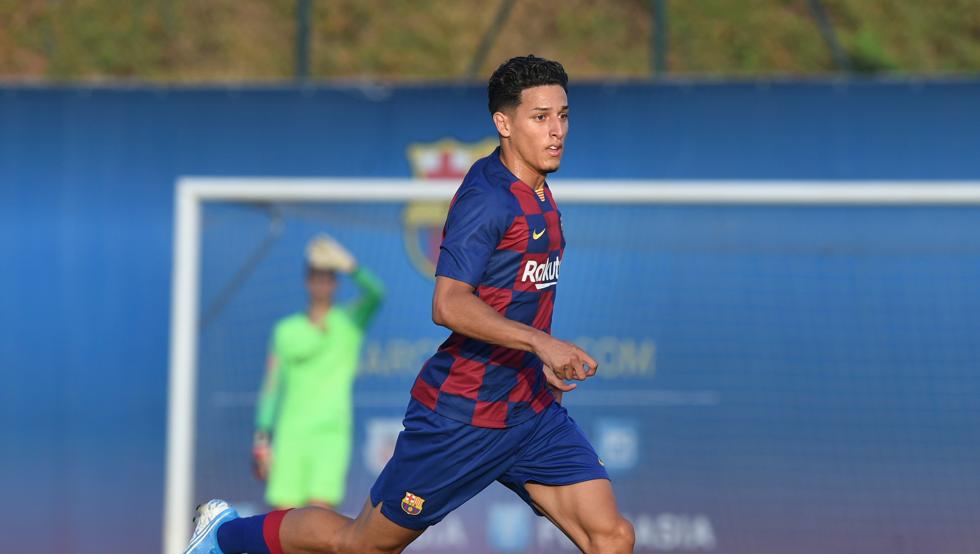 Kike Saverio vuelve a anotar en la práctica del Barcelona