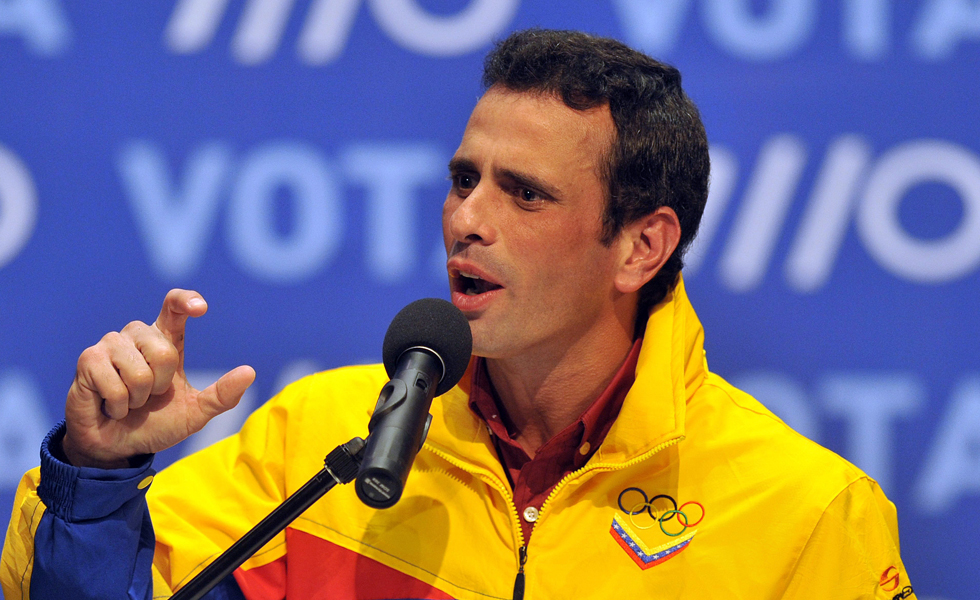 Capriles dice que en manos del Supremo está la solución al conflicto político