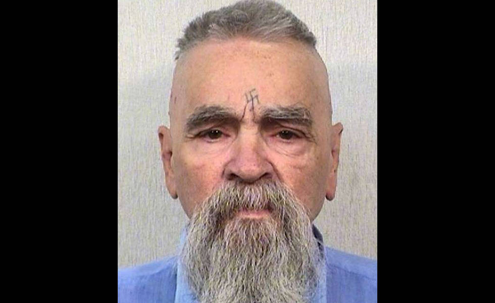 Asesino Charles Manson es ingresado a un hospital en grave estado