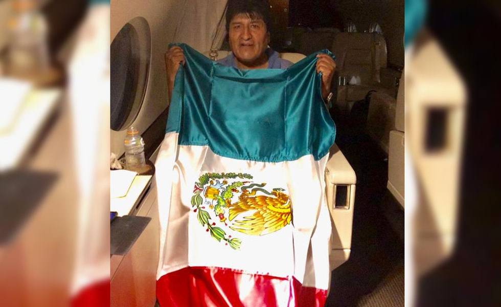 Bolivia se enfrenta a la incertidumbre tras partida de Morales a México