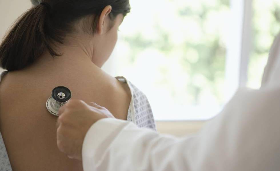 Denuncian a servidor público de abuso sexual a una niña en hospital de Guayaquil