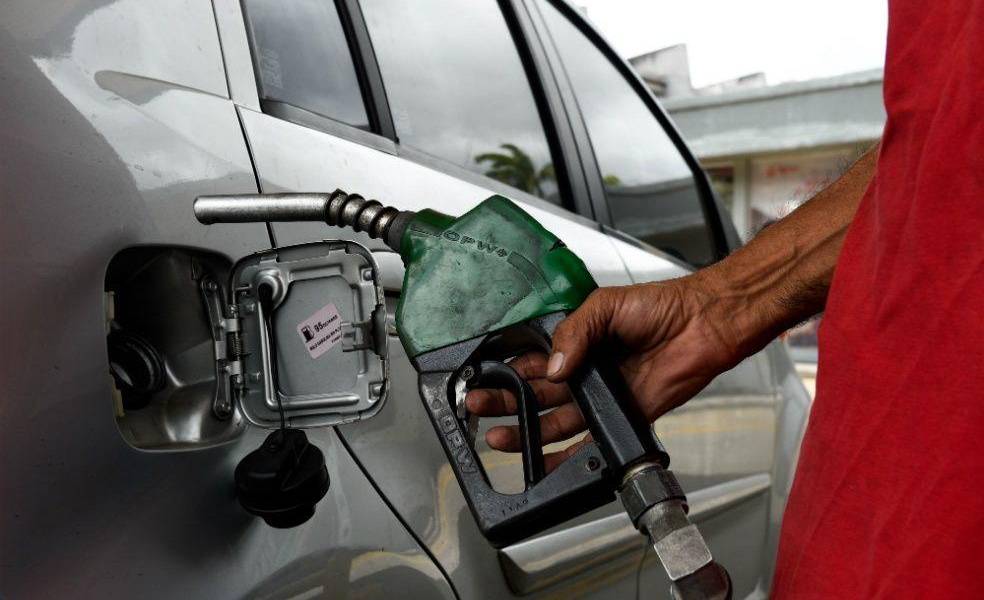 Desabastecimiento de combustibles en 6 provincias