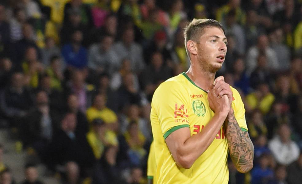 El Nantes retira el &#039;9&#039; en homenaje a Emiliano Sala