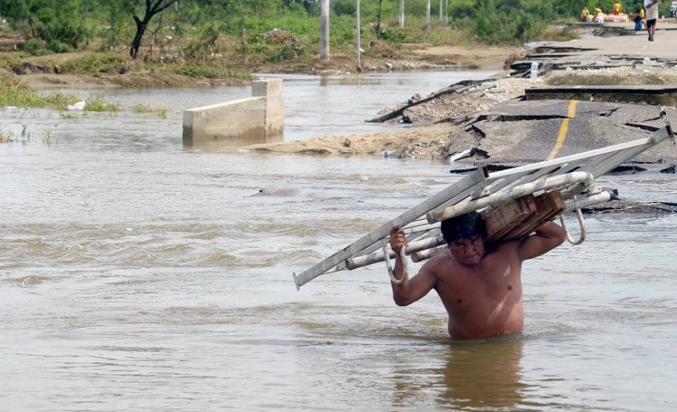 Al menos 133 muertos por lluvias y aludes en Perú