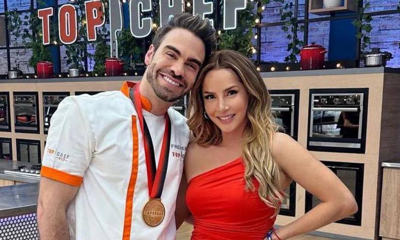 Carmen Villalobos junto a Frederick Oldenburg en una imagen de archivo.