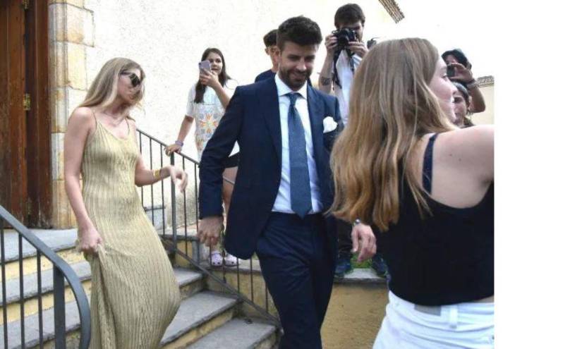 Imagen de Gerard Piqué y Clara Chía en el matrimonio de Marc Piqué.