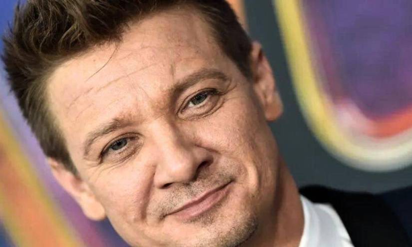 En junio fue tendencia el hashtag #RipJeremyRenner.