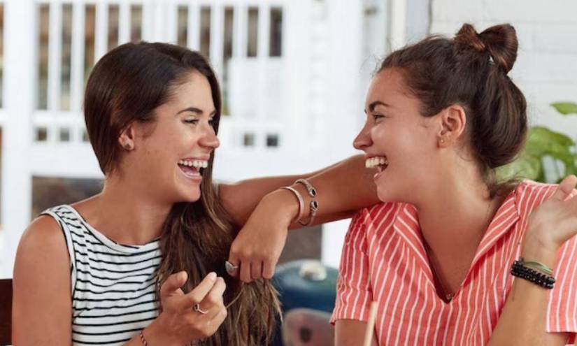 Imagen referencial a amigos.