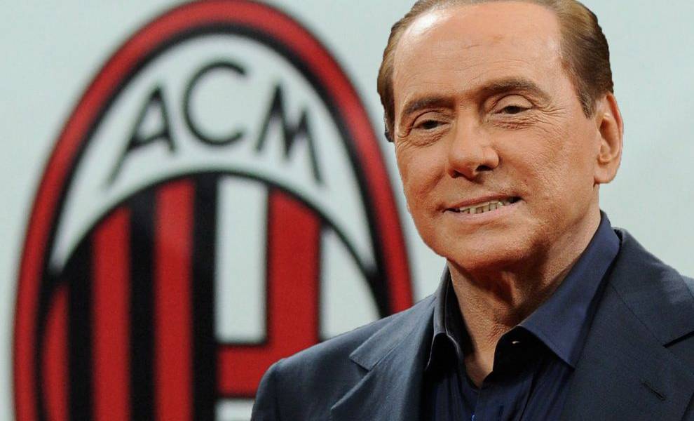 Berlusconi dice que vendió el Milán como &quot;un acto de amor&quot; al club