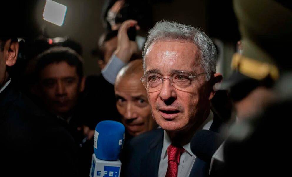 La Fiscalía de Colombia llevará a juicio al expresidente Álvaro Uribe por sobornos de testigos y fraude procesal