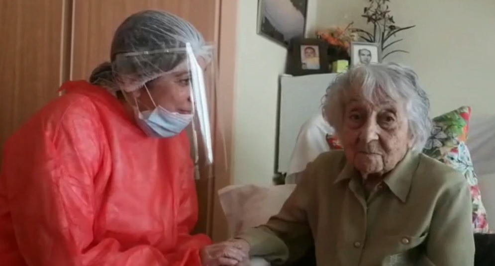 La mujer más longeva de España, con 113 años, supera el COVID-19