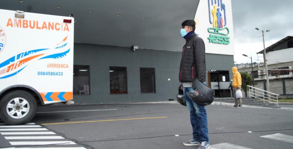 Más de 50 personas murieron por COVID-19 este fin de semana en Quito