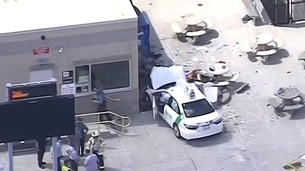 EEUU: un auto atropelló a grupo de peatones cerca del aeropuerto de Boston