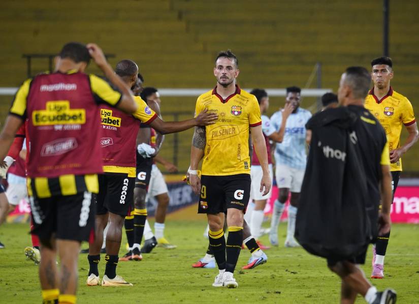 El futuro de Octavio Rivero en Barcelona es incierto.